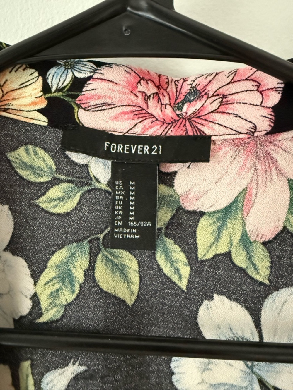 Forever 21 Black Floral Blazer - Picture 2 of 3